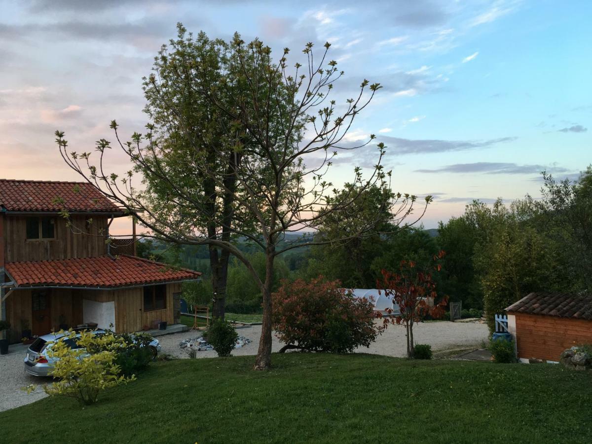 Gite Colombe Des Bois Estadens Exterior photo